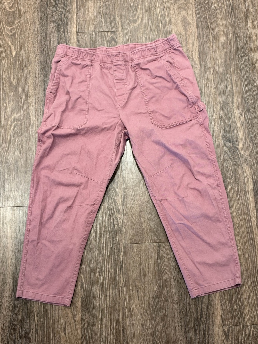 Old Navy Women’s Pulla Pant in Skylark (Mauve)